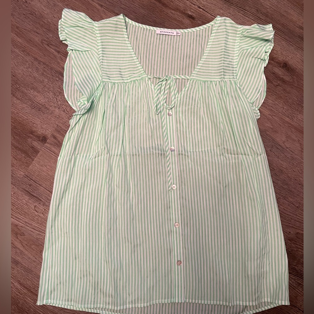 Women’s blouse